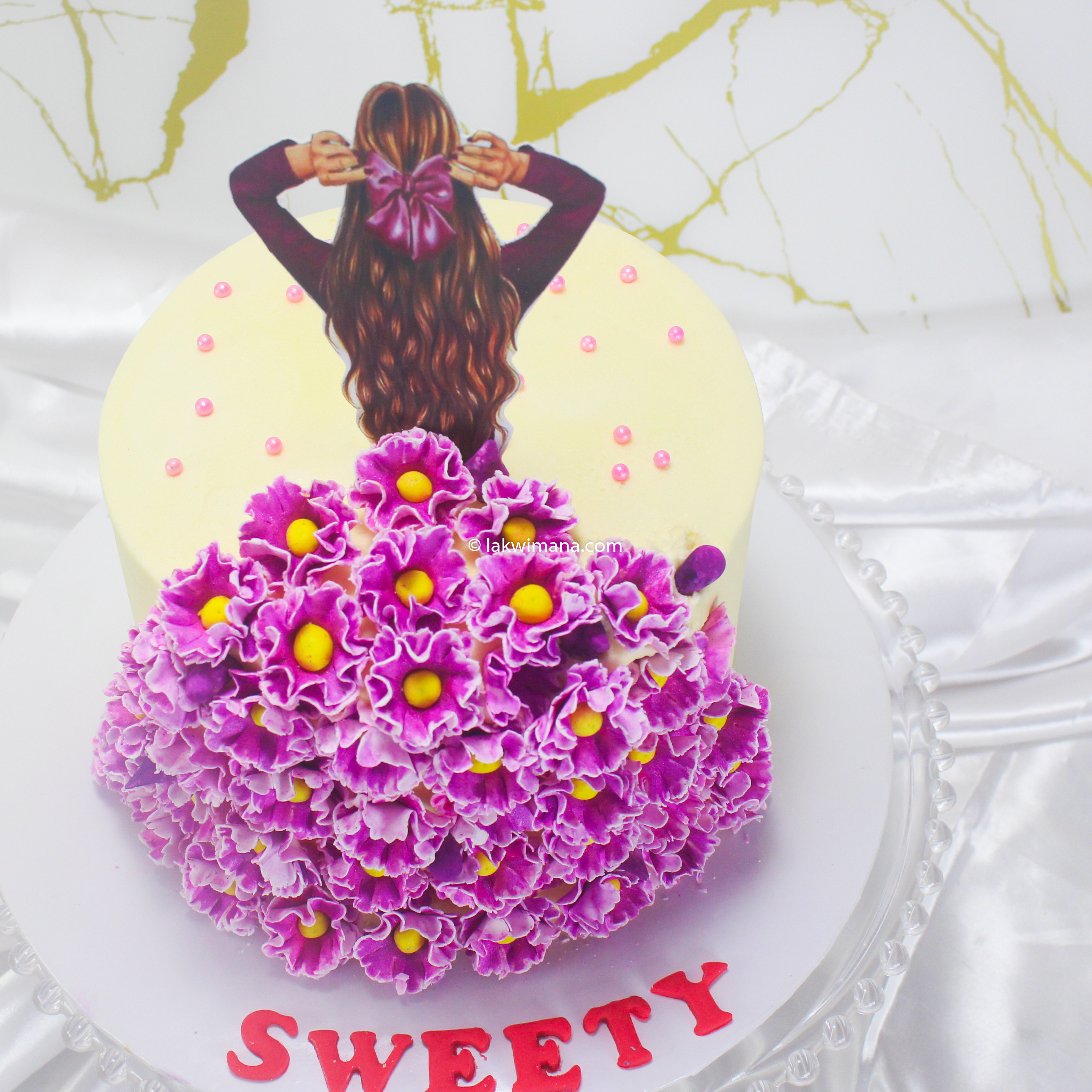 Flower Girl Cake - 1.2kg